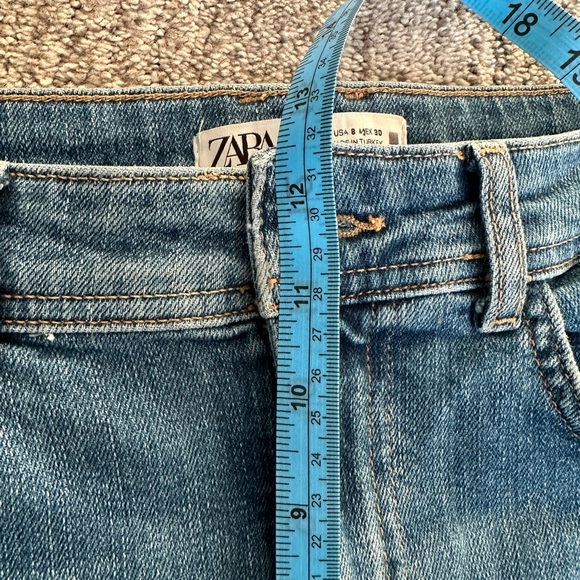 Zara (8) Cropped and Cuffed Dark Wash Blue Denim - Picture 12 of 13